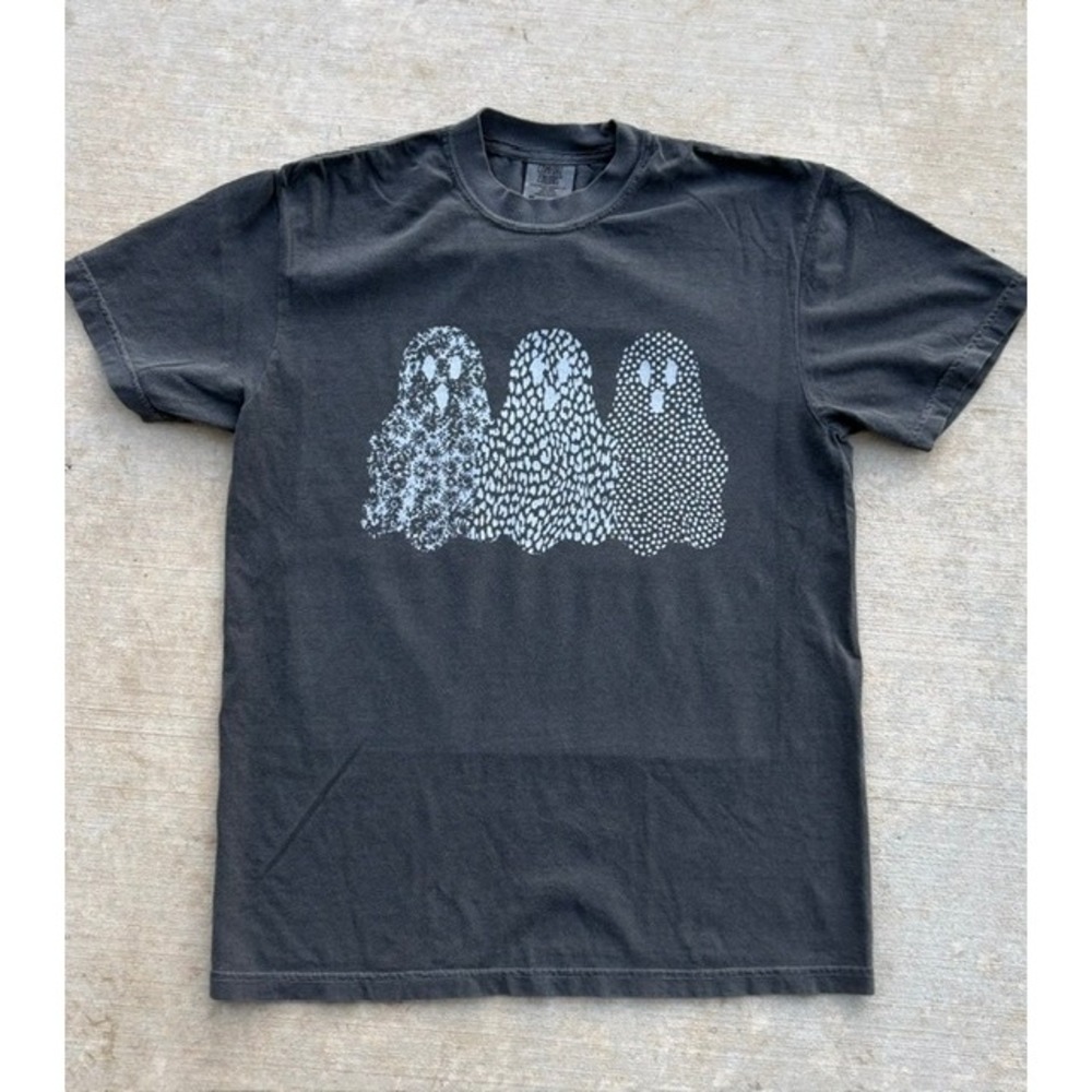 Ghost Trio Metallic Print on a Comfort Colors 100% Cotton Tee Charcoal Grey S